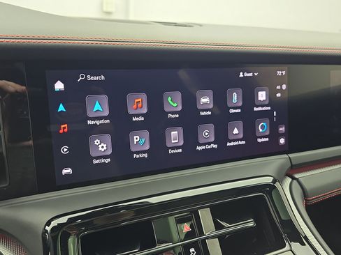 Certified 2025 Porsche Panamera 4 AWD/4WD image 24