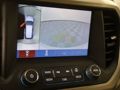 Used 2018 GMC Acadia Denali w/ Technology Package image 11