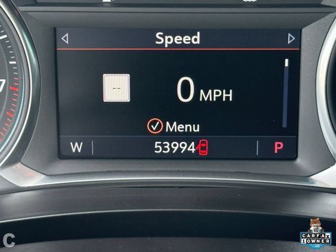 Certified 2021 Chevrolet Traverse Premier w/ LPO, Cargo Package FWD image 18