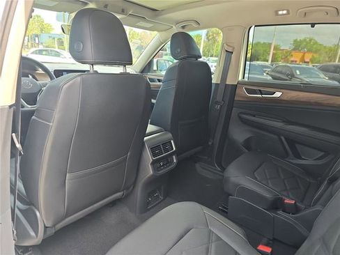 New 2026 Volkswagen Atlas SE image 13