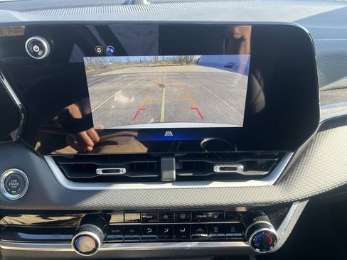 Used 2026 Chevrolet Equinox LT w/ Convenience Package II AWD/4WD image 26