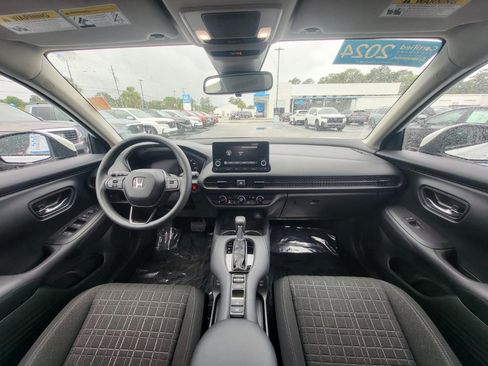 Certified 2024 Honda HR-V LX image 14