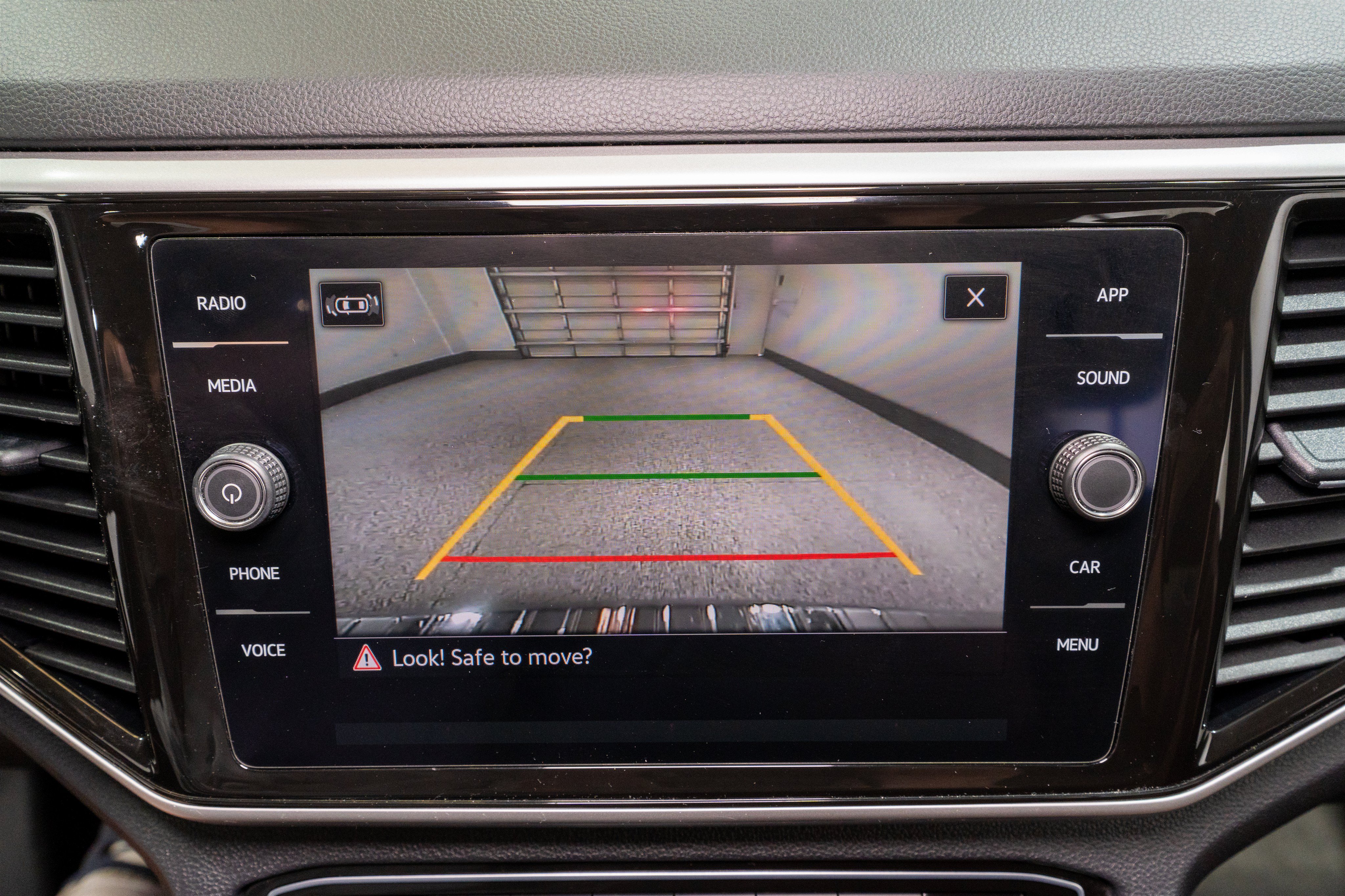 Used 2022 Volkswagen Atlas SE FWD image 19