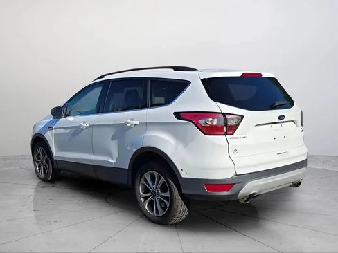 Used 2018 Ford Escape SE image 15