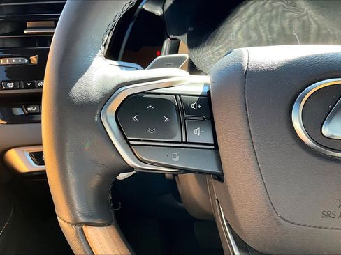 Used 2024 Lexus RX 350 Premium Plus w/ Convenience Package image 22