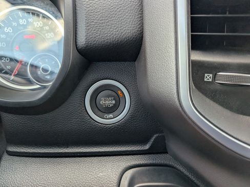 Used 2020 RAM 1500 Big Horn AWD/4WD image 24