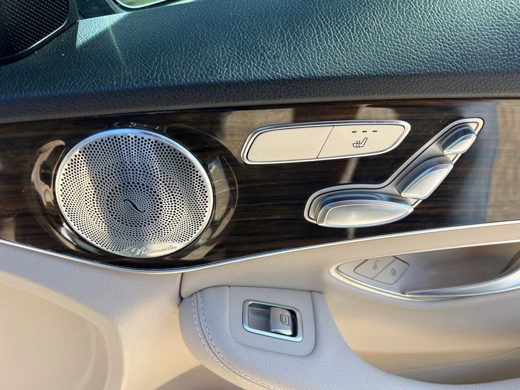 Used 2021 Mercedes-Benz C 300 Sedan image 16