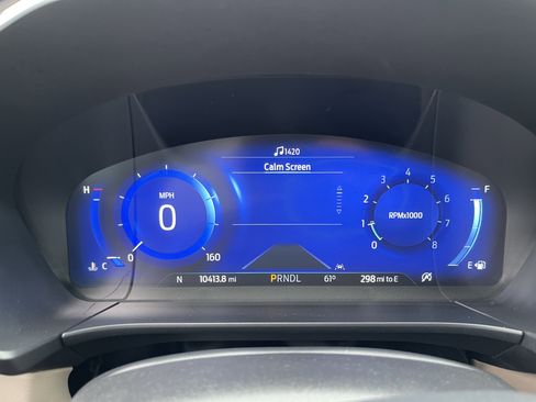 Used 2022 Ford Escape Titanium w/ Class II Trailer Tow Package image 18