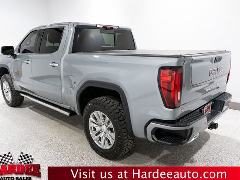 Used 2025 GMC Sierra 1500 Denali w/ Technology Package AWD/4WD image 3