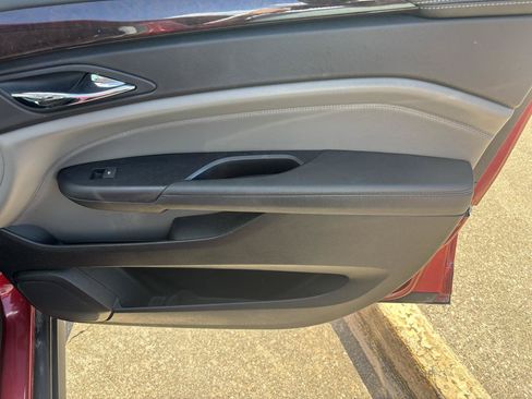 Used 2010 Cadillac SRX Premium FWD image 16
