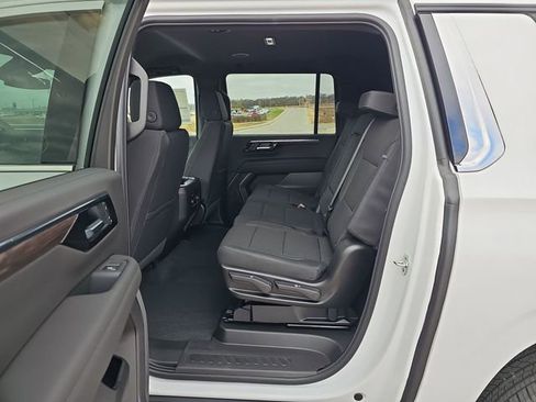 New 2026 Chevrolet Suburban LS RWD image 25