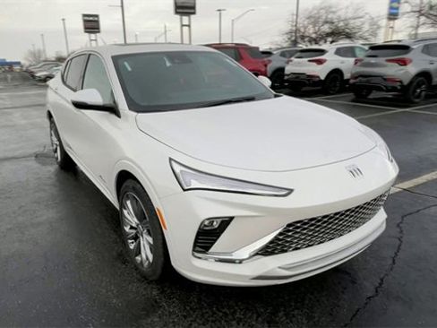 New 2026 Buick Envista Avenir image 4
