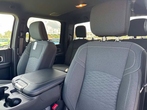 New 2026 RAM 3500 Big Horn AWD/4WD image 20