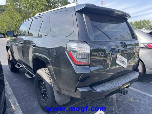 Used 2014 Toyota 4Runner SR5 RWD image 2