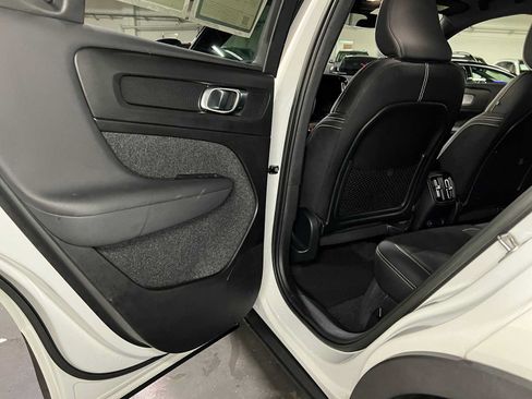 Used 2023 Volvo XC40 Recharge Plus AWD/4WD image 18