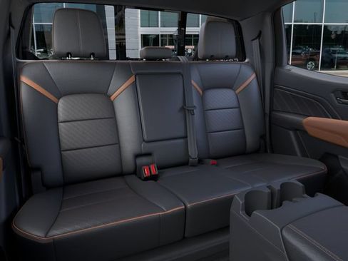 New 2026 GMC Canyon AT4 w/ Nightfall Edition AWD/4WD image 17