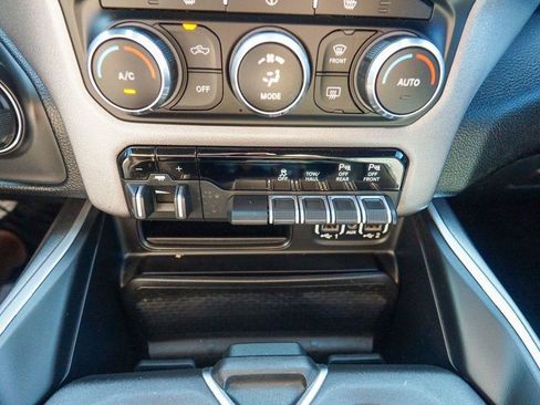 Used 2020 RAM 1500 Lone Star AWD/4WD image 30