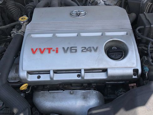Used 2006 Toyota Camry XLE FWD image 9