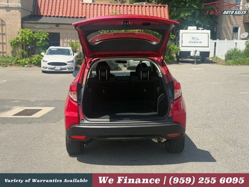 Used 2016 Honda HR-V LX image 6