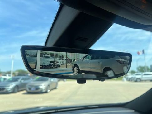 Used 2023 Chevrolet Traverse RS w/ LPO, Floor Liner Package AWD/4WD image 26