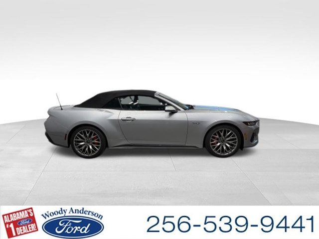 Used 2025 Ford Mustang GT Premium RWD image 5