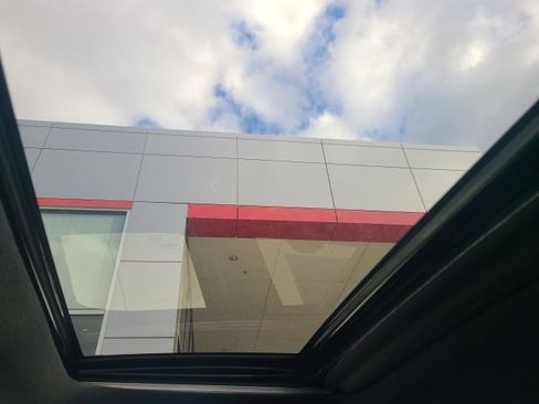 Used 2020 Toyota Tacoma TRD Sport image 34