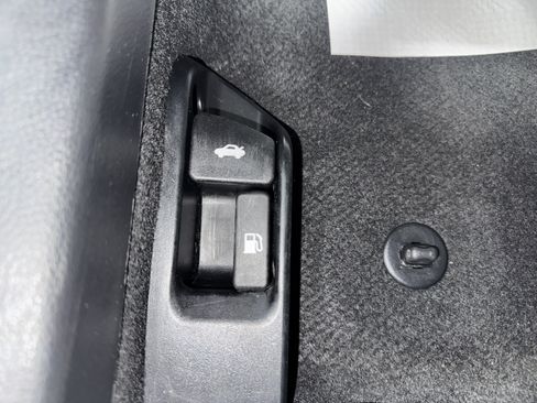 Used 2024 Toyota Corolla LE FWD image 26