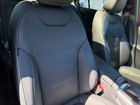 Certified 2021 Mercedes-Benz A 35 AMG 4MATIC image 36