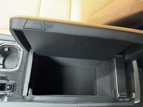 Used 2025 Lexus RX 350 Premium image 32