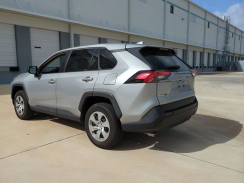 Used 2024 Toyota RAV4 LE image 7