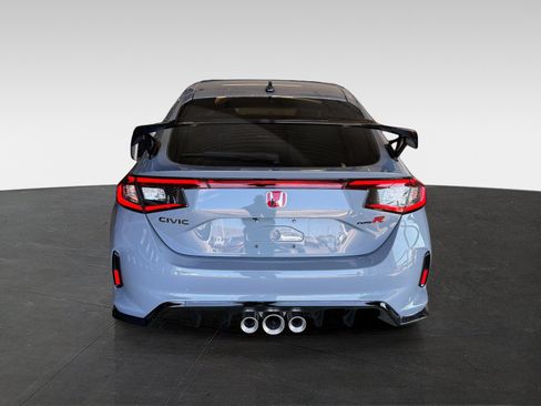 Used 2025 Honda Civic Type R image 5
