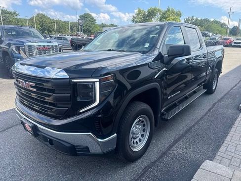 Used 2023 GMC Sierra 1500 Pro w/ Pro Value Package AWD/4WD image 3