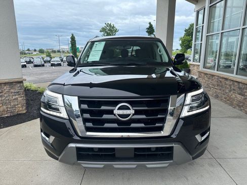 Used 2023 Nissan Armada SV w/ Cargo Package AWD/4WD image 3