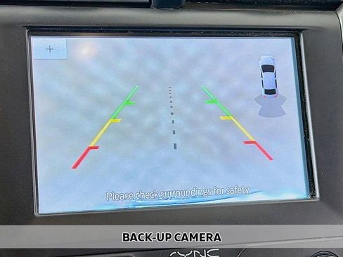 Used 2020 Ford Fusion SE image 4