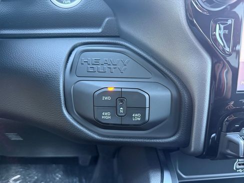 New 2026 RAM 2500 Big Horn AWD/4WD image 28