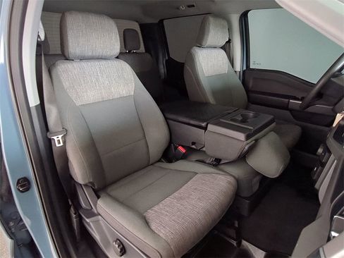 Used 2023 Ford F150 XLT image 32