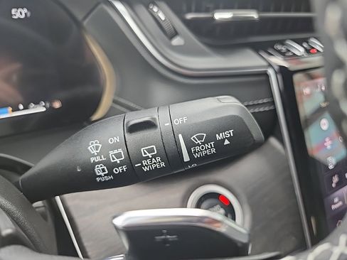 New 2025 Jeep Grand Cherokee L Limited w/ Luxury Tech Group II image 44