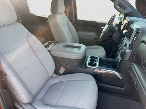 Used 2022 Chevrolet Silverado 1500 LT Trail Boss w/ Convenience Package II image 18