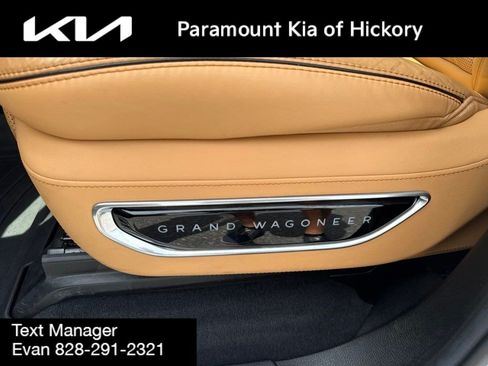 Used 2022 Jeep Grand Wagoneer Series III AWD/4WD image 25
