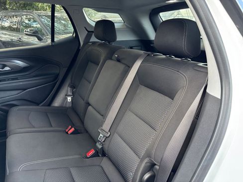 Used 2024 GMC Terrain SLE FWD image 37