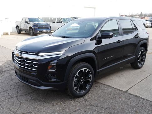 New 2026 Chevrolet Equinox LT image 4