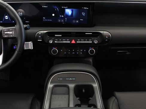 Used 2026 Hyundai Palisade SEL FWD image 23