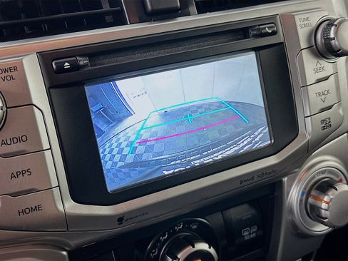 Used 2016 Toyota 4Runner SR5 AWD/4WD image 14