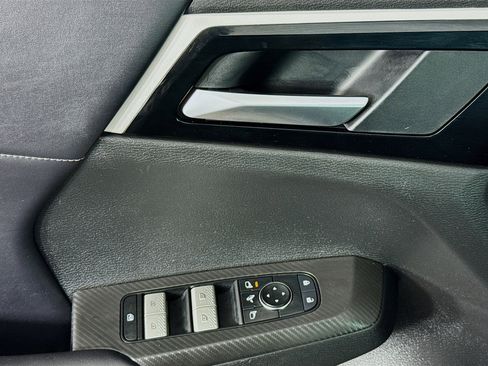 Used 2023 Mitsubishi Outlander Ralliart image 23