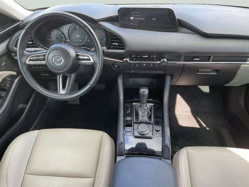 Used 2019 MAZDA MAZDA3 Sedan w/ Preferred Package image 14