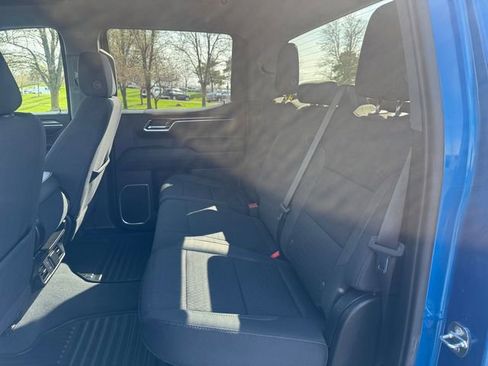 Used 2023 Chevrolet Silverado 1500 LT AWD/4WD image 16