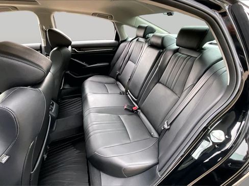 Used 2020 Honda Accord Touring image 20