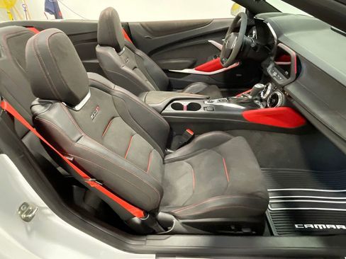 Used 2023 Chevrolet Camaro ZL1 RWD image 39