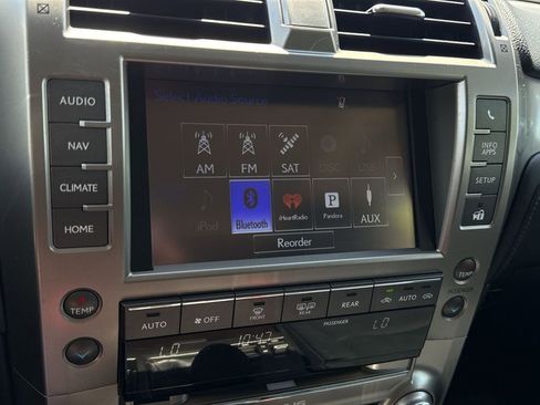 Used 2014 Lexus GX 460 w/ Premium Package AWD/4WD image 17