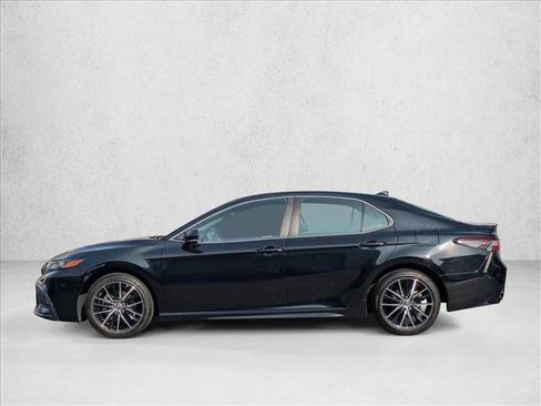 Certified 2024 Toyota Camry SE image 9